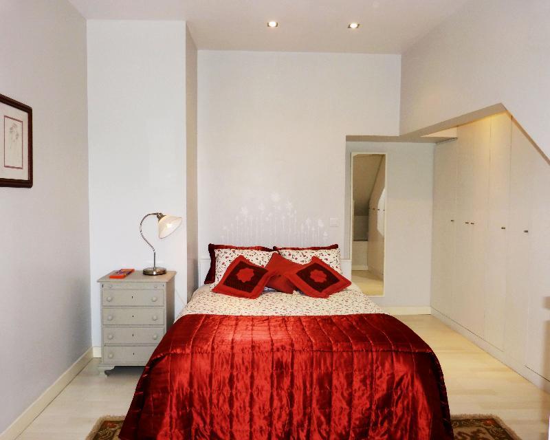 Dalma Flats - Garden Apartment