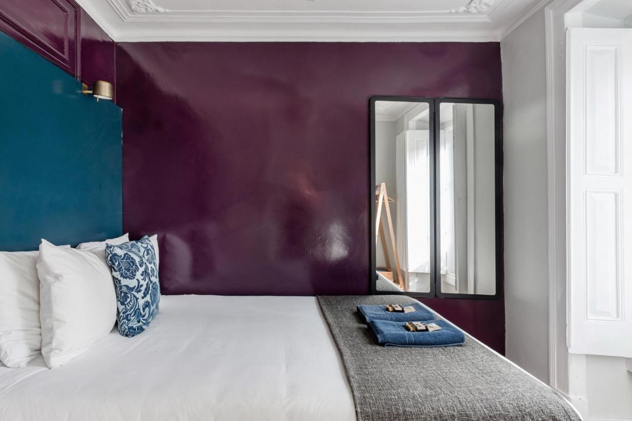 Avenida Da Liberdade Area, Bright And Newly Renovated 2 Bedroom Apartment, Historical Center * Lisbon