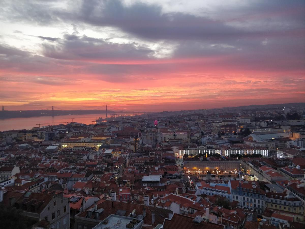 Magnificent Flat With Spectacular Views In Graca
