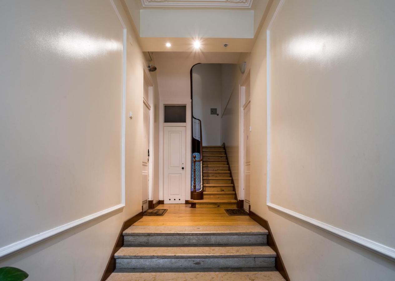 Apartment 2 Bedroom With Ac Next To Avenida Da Liberdade *