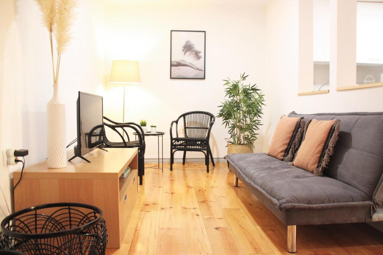 Apartment Your At Alfama's Heart