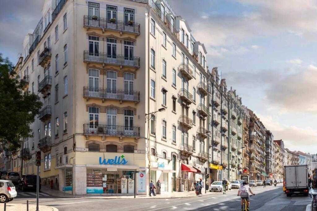 Stupendo-one Concept-center-air Conditioning-free Park Apartment Lisbon