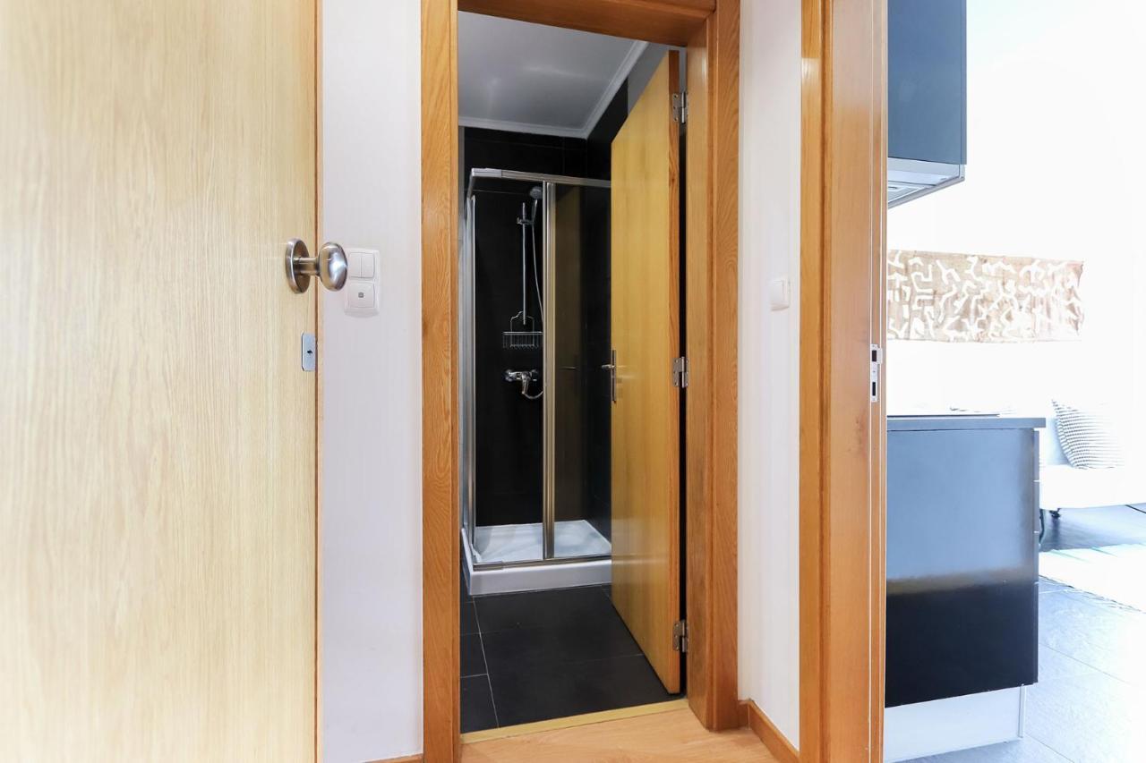 Apartment Sunny Flat View By Homing