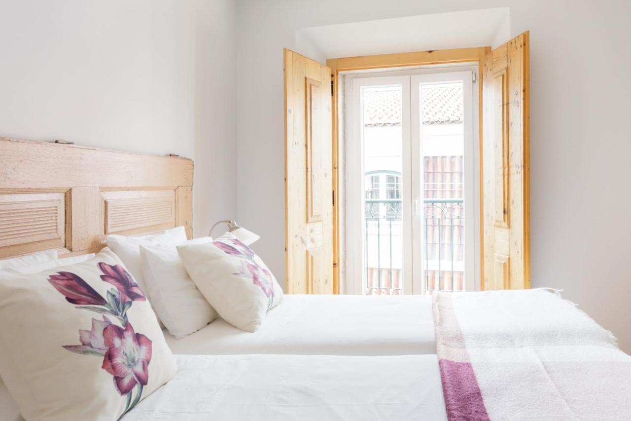 Chiado Rooftop Retreat: 19th Century Charm With River Views * Lisbon