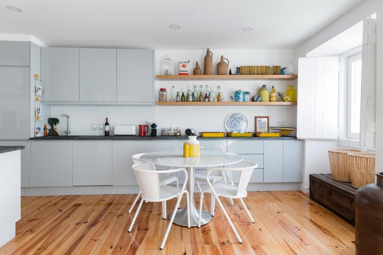 Apartment Alfama Terrace: Historic Charm With River Views Lisbon