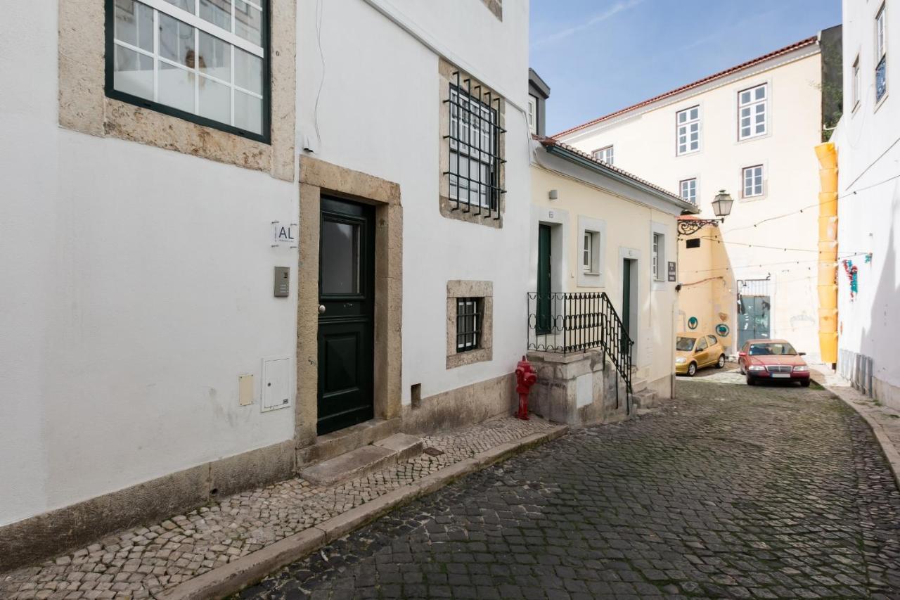 Alfama Terrace: Historic Charm With River Views Apartment *