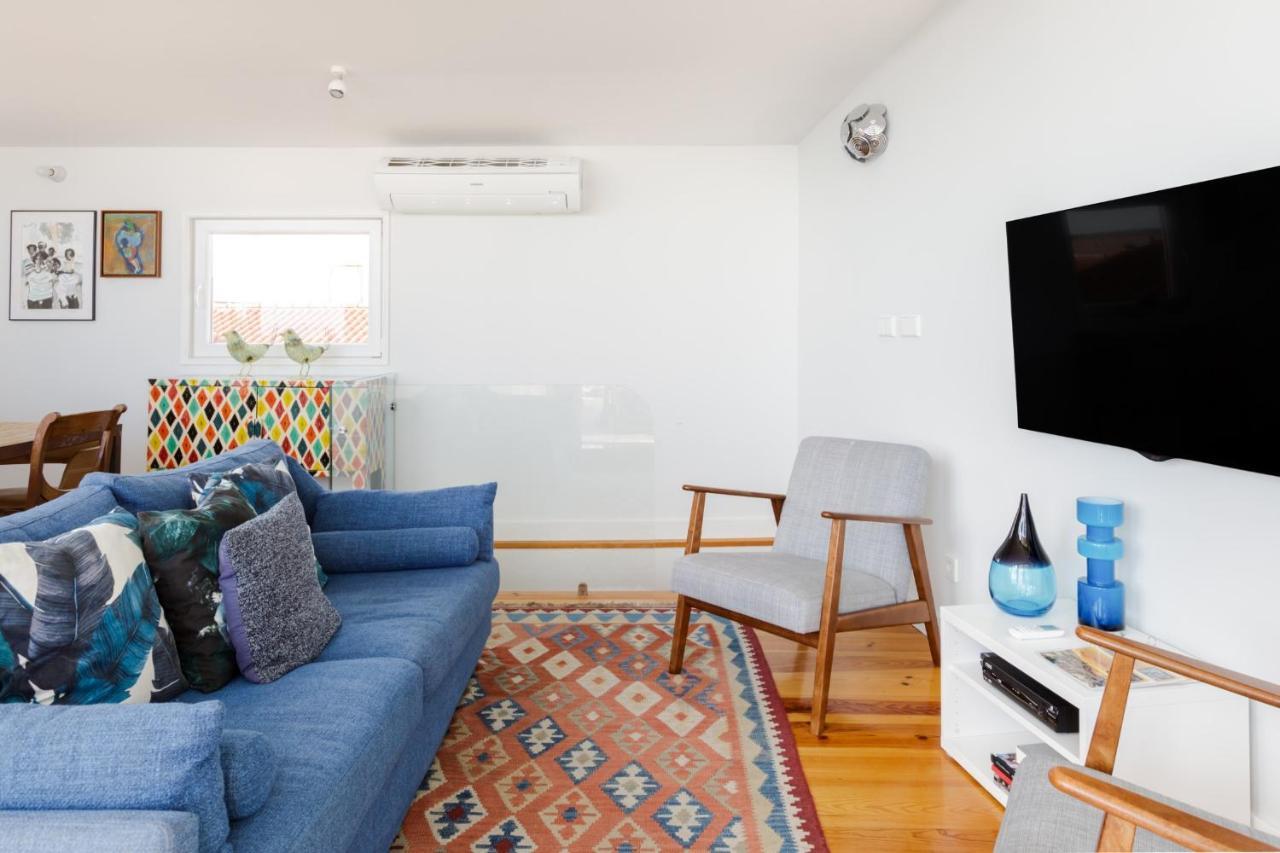 Apartment Chiado Rooftop Retreat: 19th Century Charm With River Views