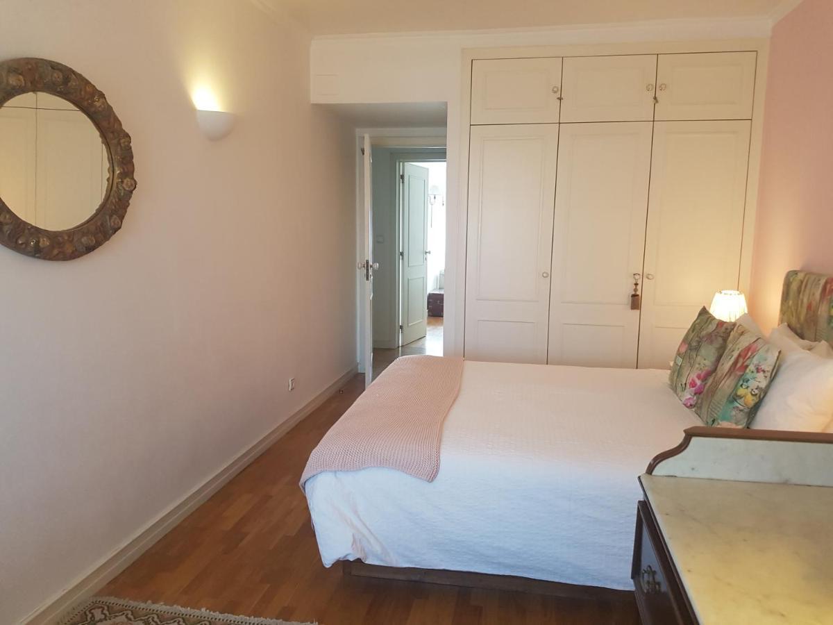 Espacoso Apartamento Junto Ao Metro *