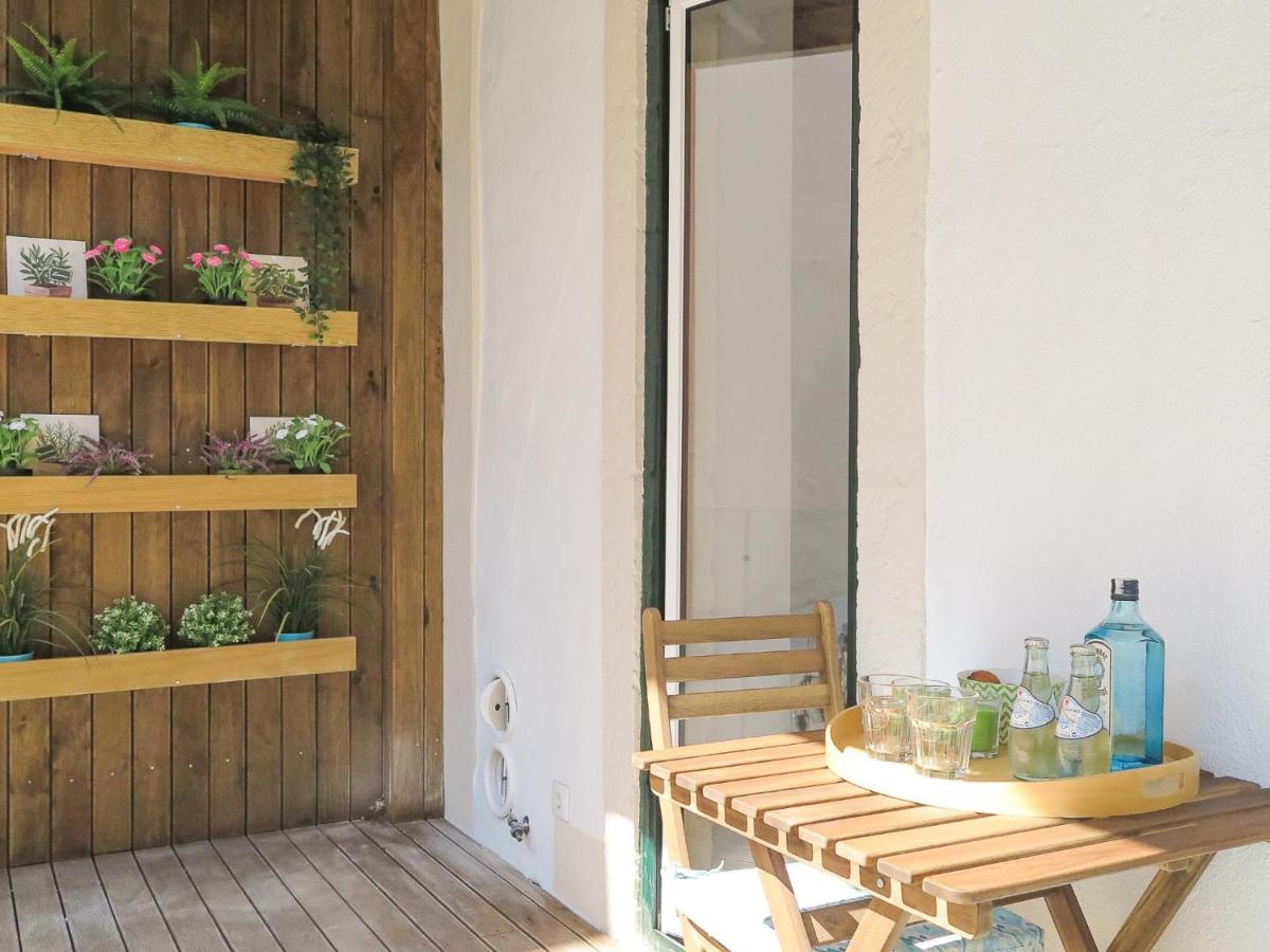 Apartment Liberdade Stylish With Balcony