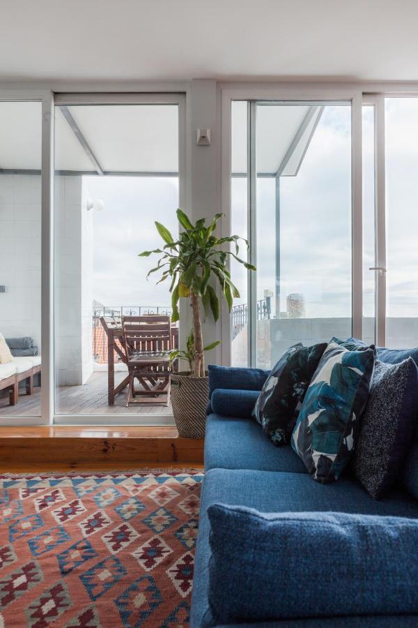 Chiado Rooftop Retreat: 19th Century Charm With River Views Apartment