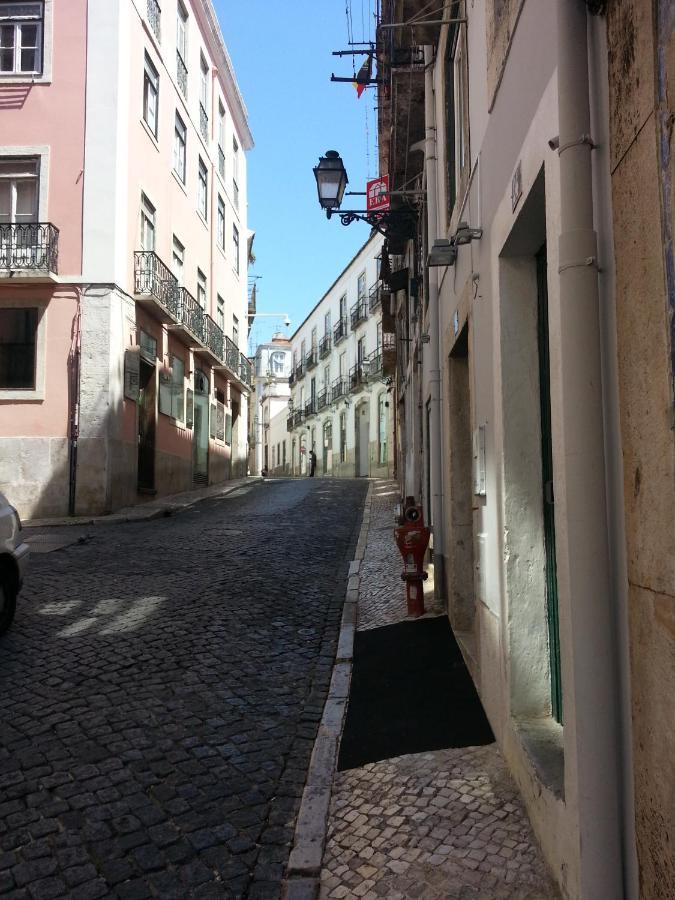 Chiado Rooftop Retreat: 19th Century Charm With River Views Apartment