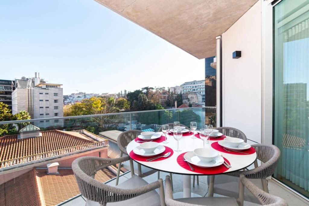 Liberdade Terrace * Lisbon