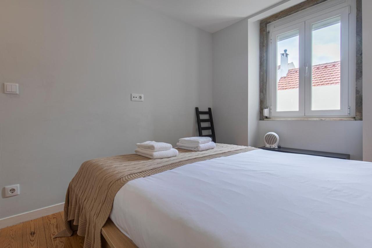 Graceful 2bdr Duplex By Lovelystay Apartment Lisbon