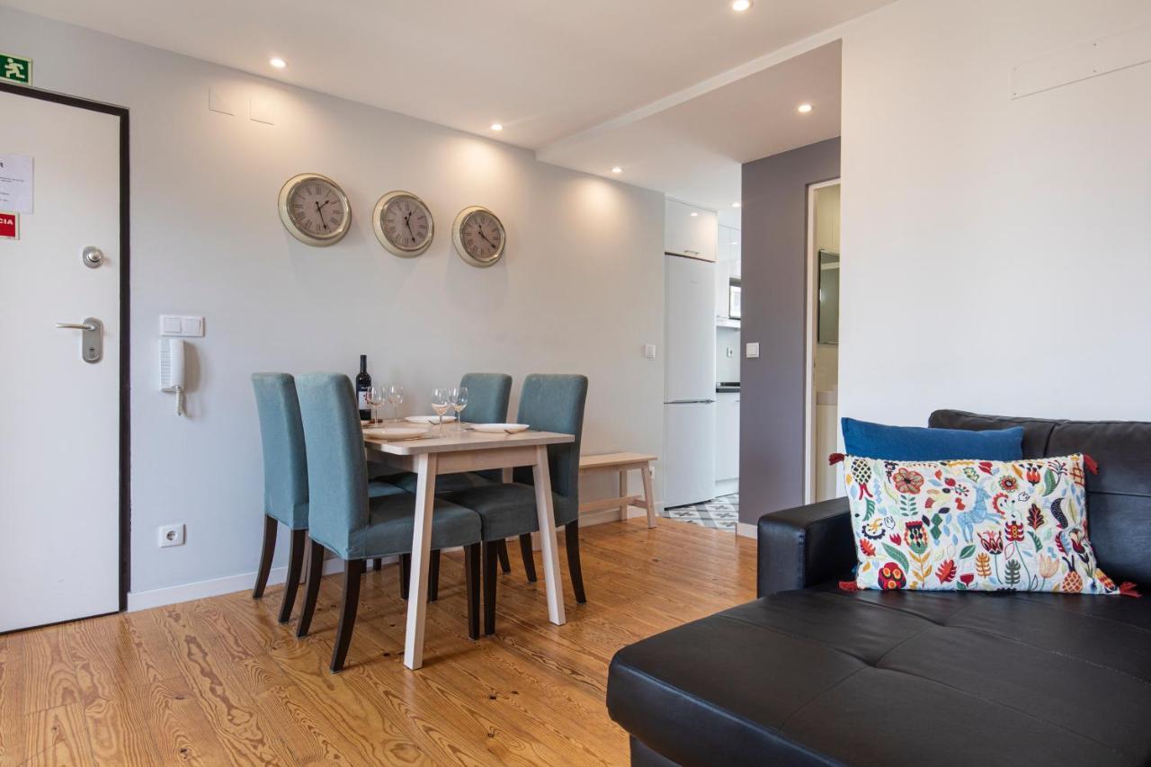 Graceful 2bdr Duplex By Lovelystay Lisbon