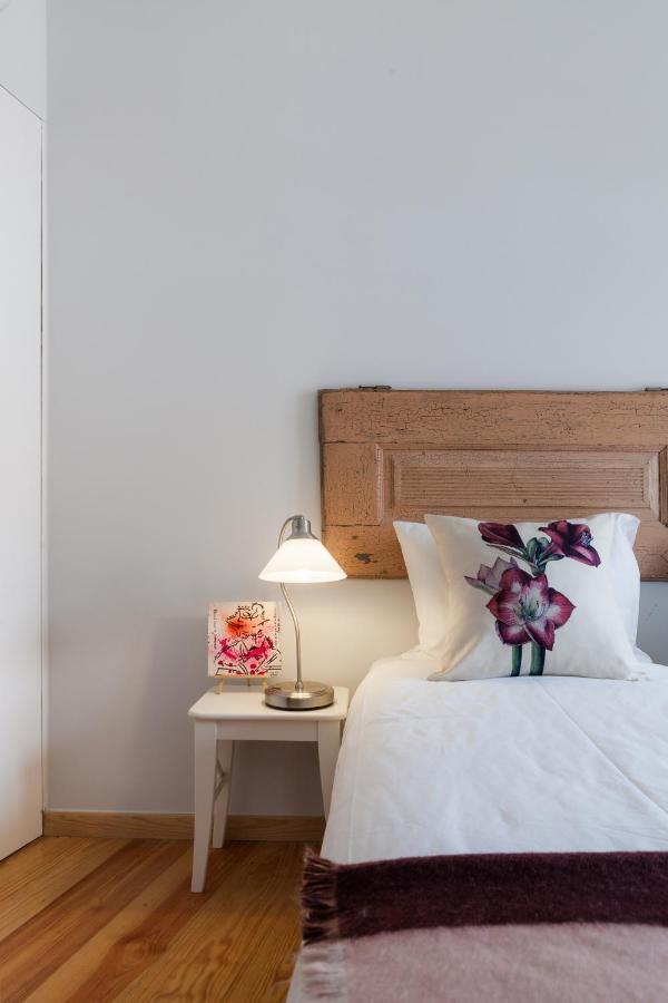Apartment Chiado Rooftop Retreat: 19th Century Charm With River Views