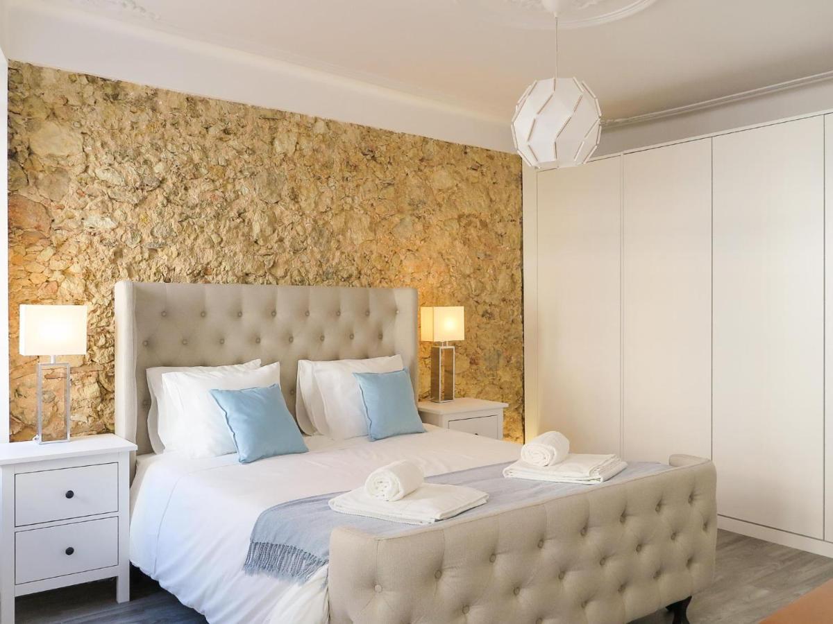 Apartment Liberdade Stylish With Balcony