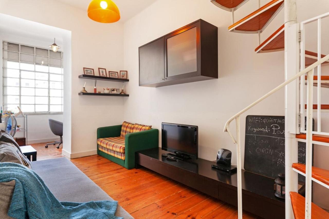 Quiet 3 Bedroom In Apartment *