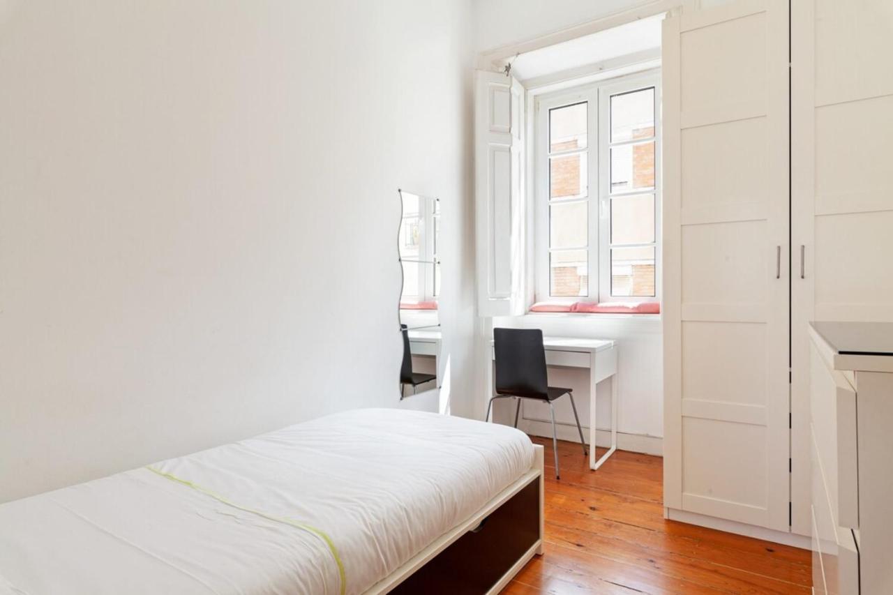 Apartment Quiet 3 Bedroom In
