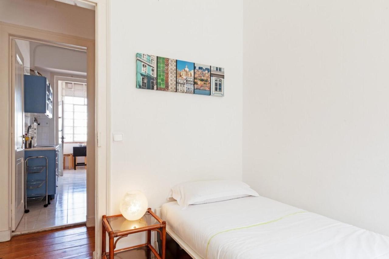 Quiet 3 Bedroom In * Lisbon