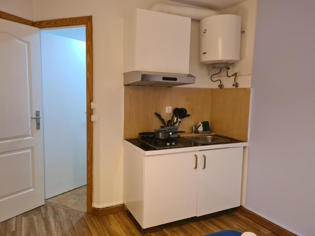 Estrada De Benfica 600 Apartment