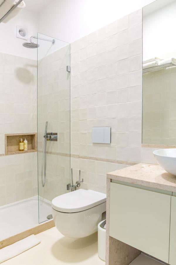 Apartment Amazing Lisboa! Views & Style In Historical Graca Lisbon