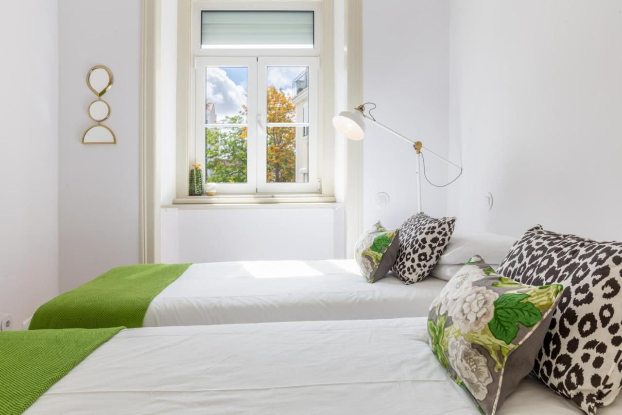 Amazing Lisboa! Views & Style In Historical Graca Apartment *