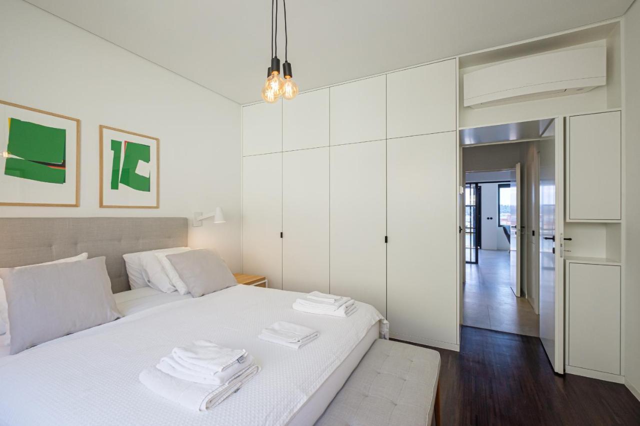 Nomad's 2bed Riverside Apartment