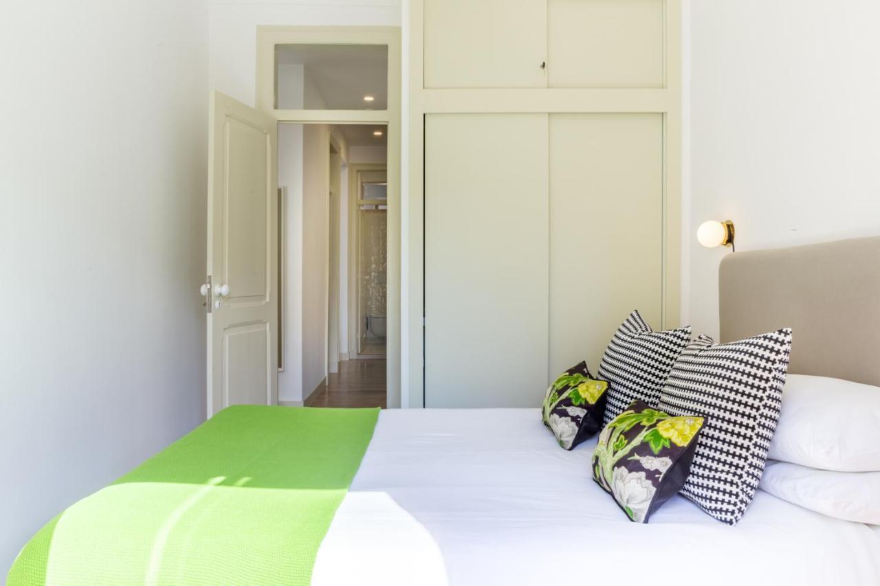 Amazing Lisboa! Views & Style In Historical Graca