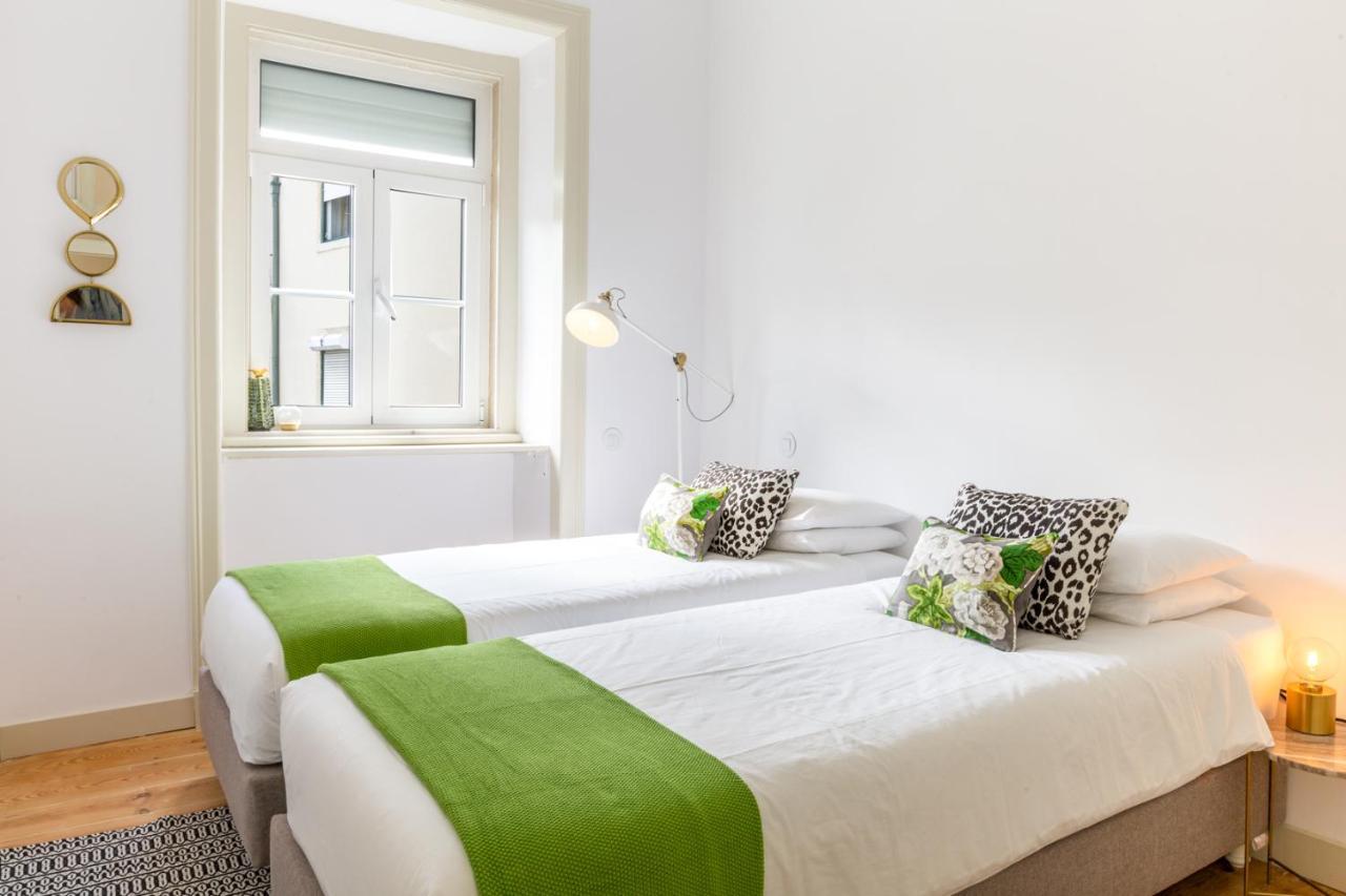 Apartment Amazing Lisboa! Views & Style In Historical Graca Lisbon