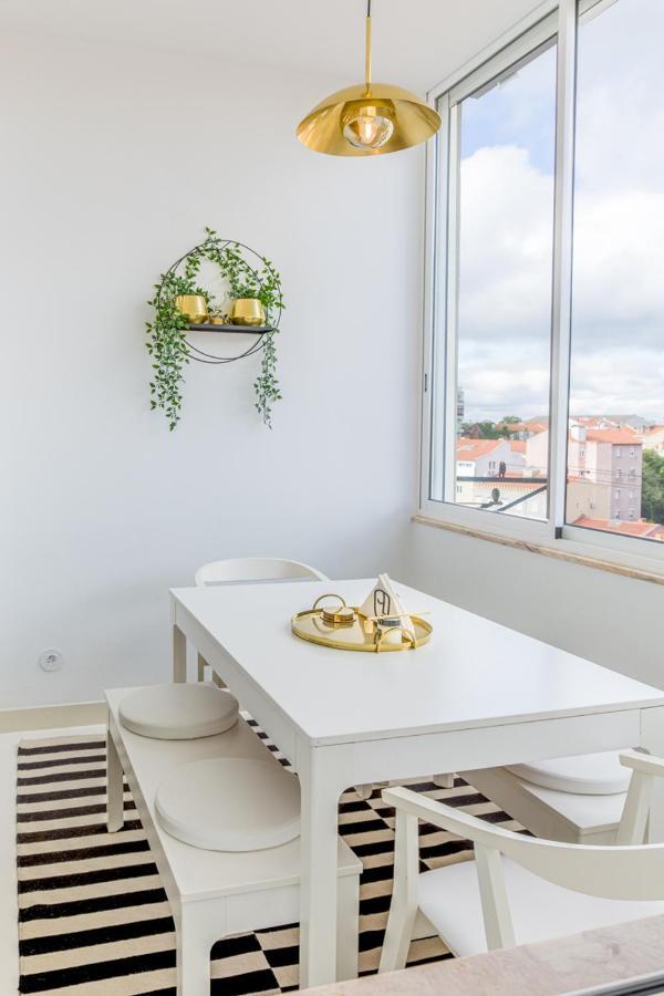 Apartment Amazing Lisboa! Views & Style In Historical Graca *