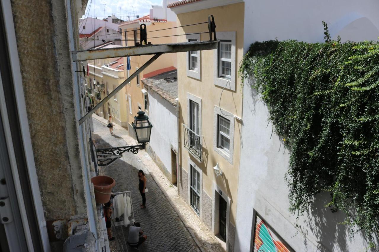 Apartment Avenida Da Liberdade Area, Bright And Newly Renovated 2 Bedroom Apartment, Historical Center