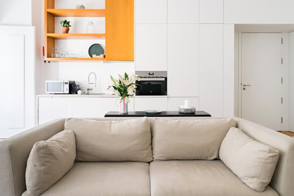Charming & Modern Flat Close To Time Out Market Apartment Lisbon