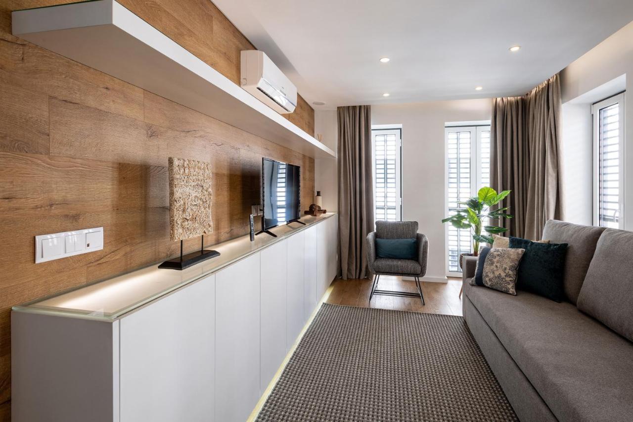 Apartment Alcantara Factory I