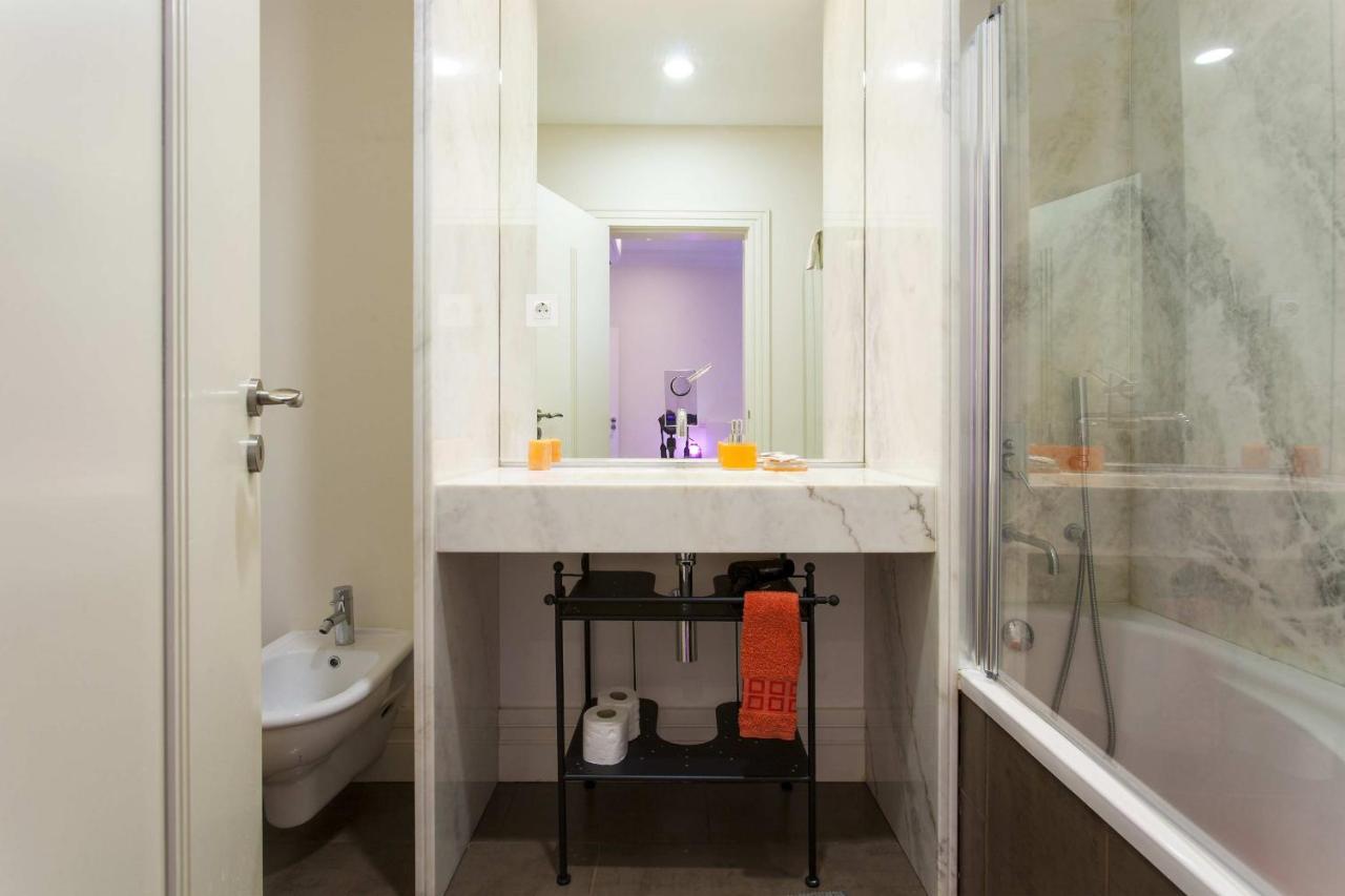 Apartment Downtown Madalena By Homing Lisbon
