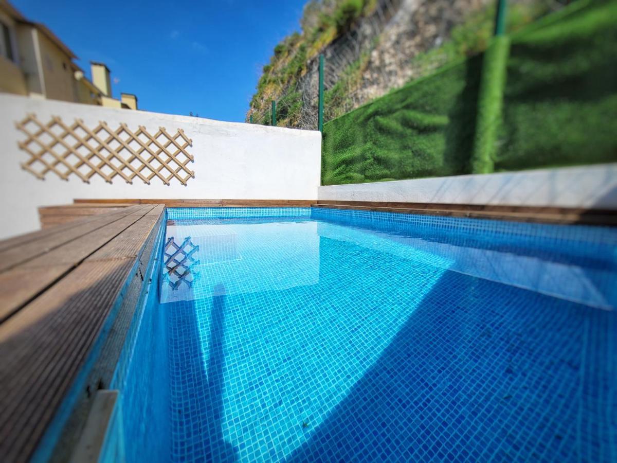 Prazeres Pool * Lisbon