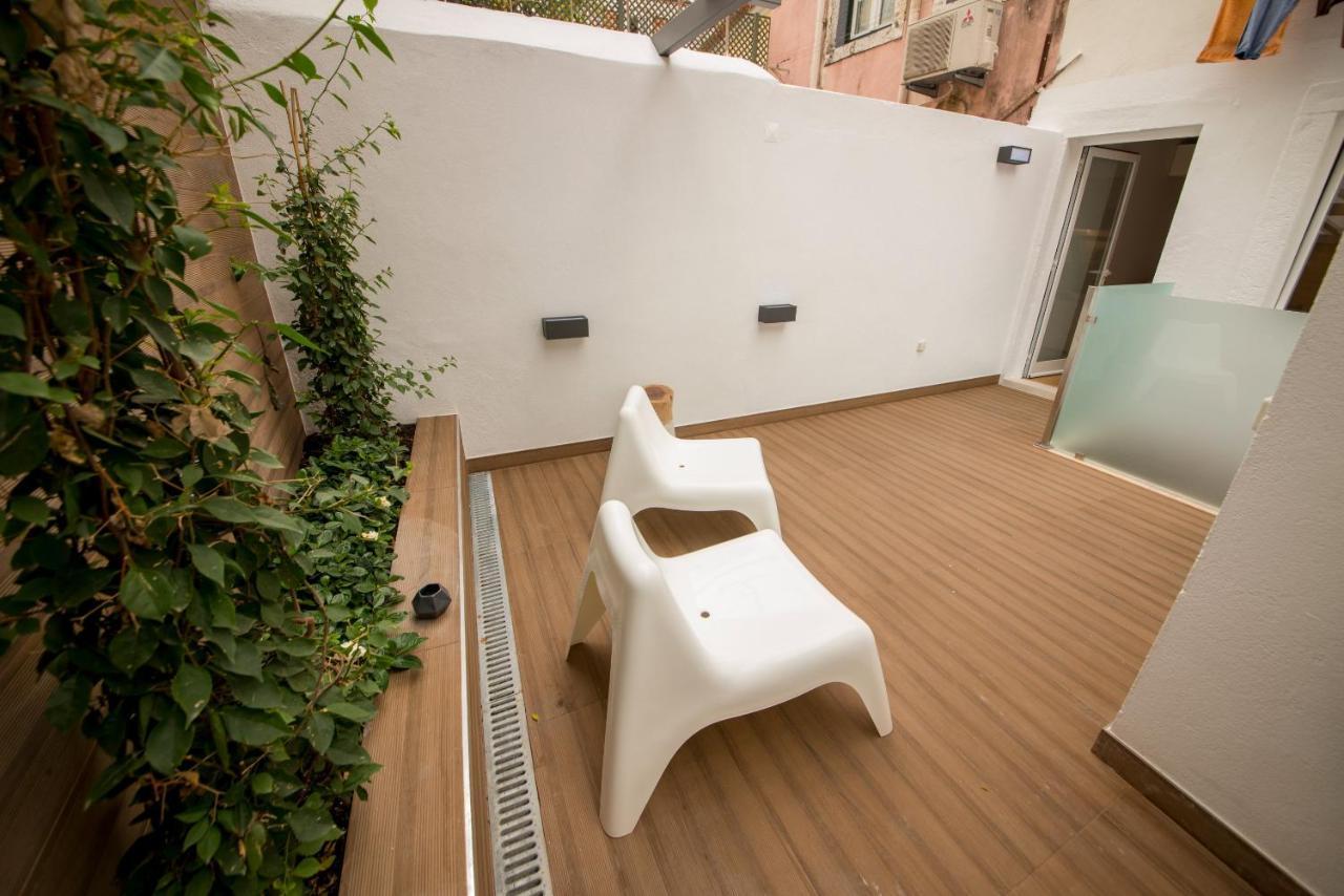 Designer In One Of Lisbon's Trendiest Quarters Apartamento Lisboa
