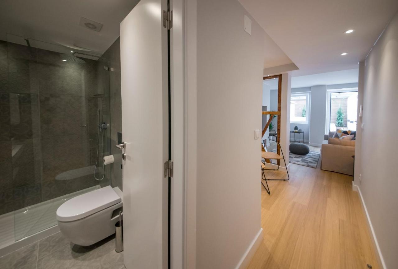 Apartamento Designer In One Of Lisbon's Trendiest Quarters *