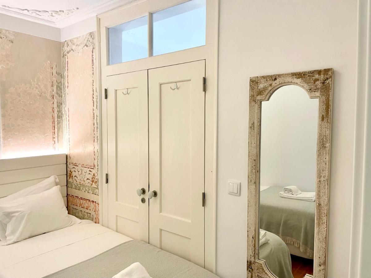 Bright And Spacious Three Bedroom In The Heart Of Apartamento *