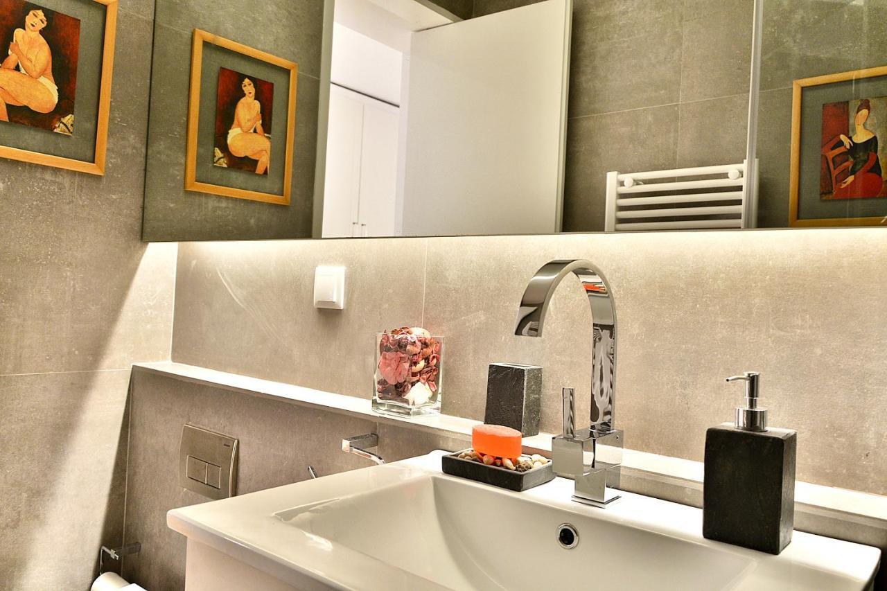 Apartamento Bright And Spacious Three Bedroom In The Heart Of