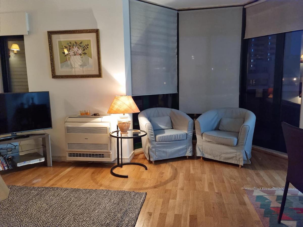Espacoso Apartamento Junto Ao Metro Lisbon