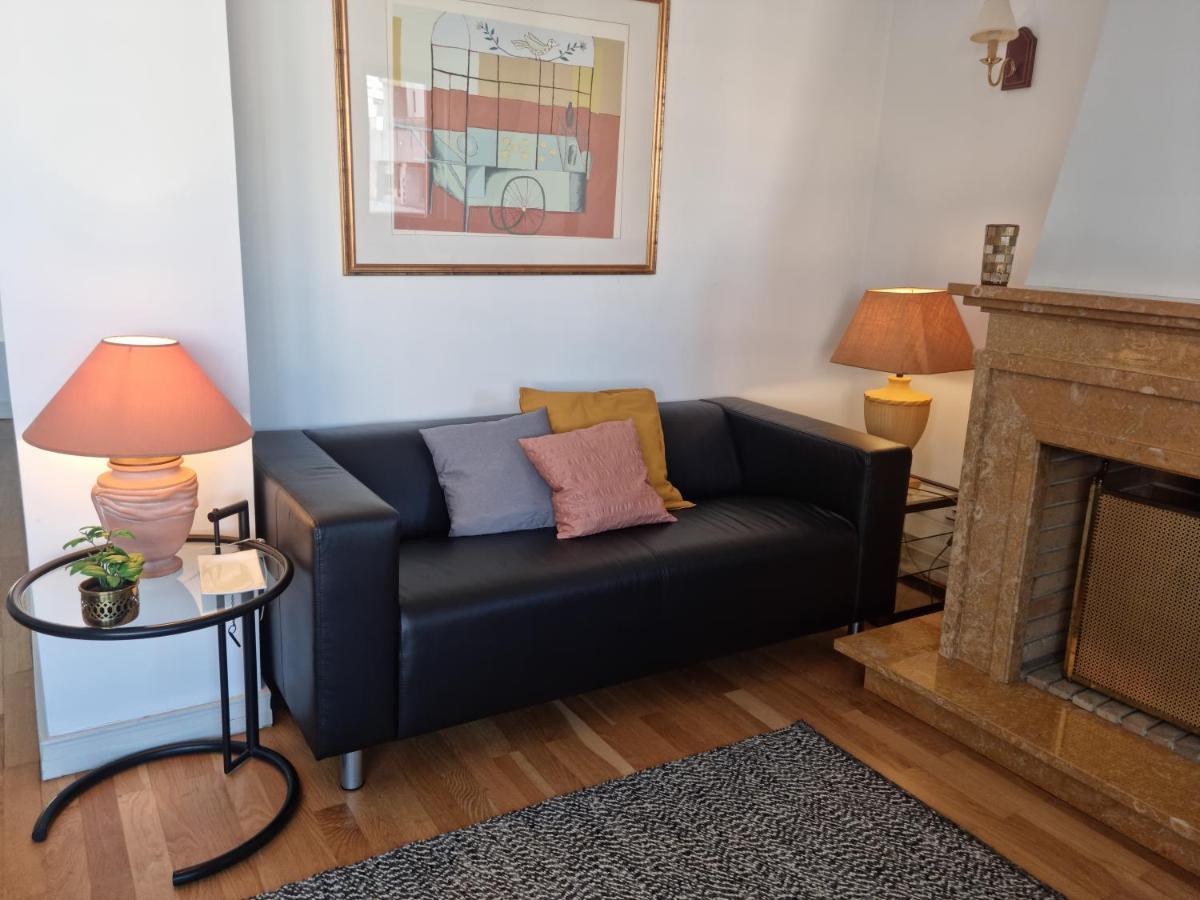 Espacoso Apartamento Junto Ao Metro *