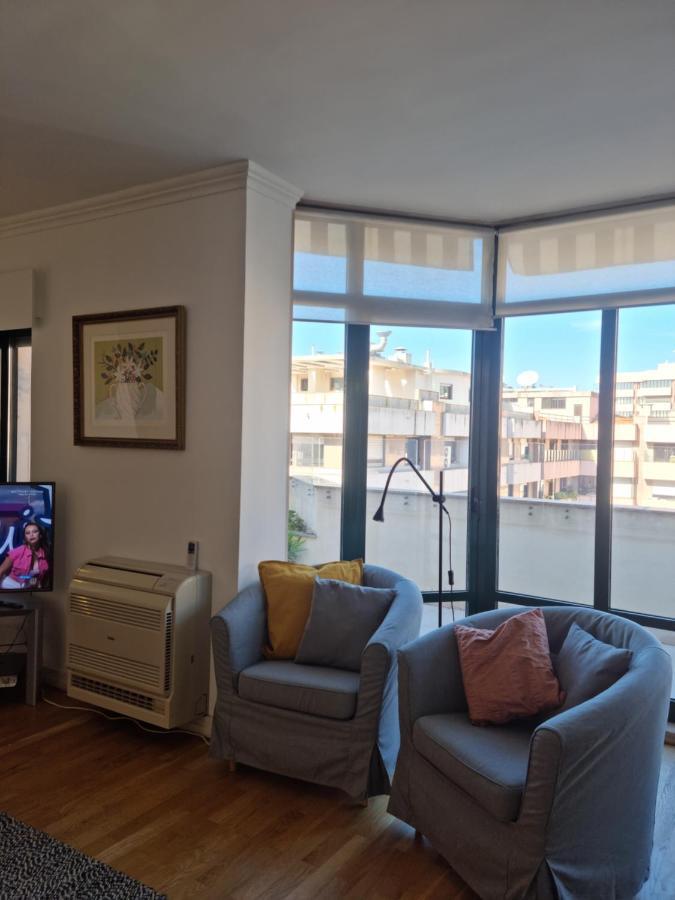 Espacoso Apartamento Junto Ao Metro