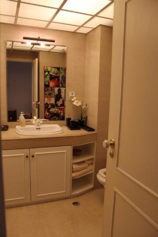 Espacoso Apartamento Junto Ao Metro