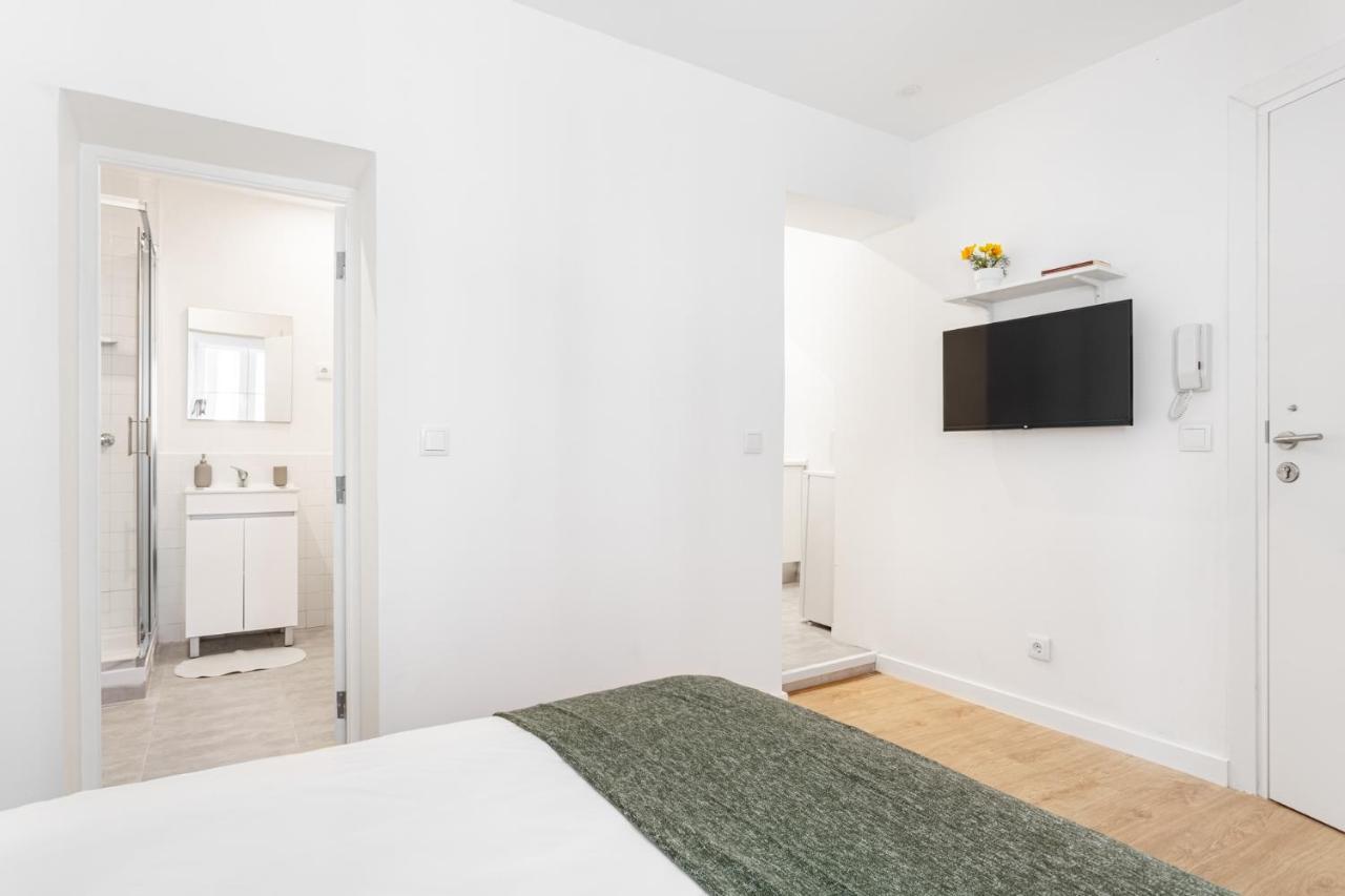 Altido Charming Near Necessidades Palace Apartment Lisbon