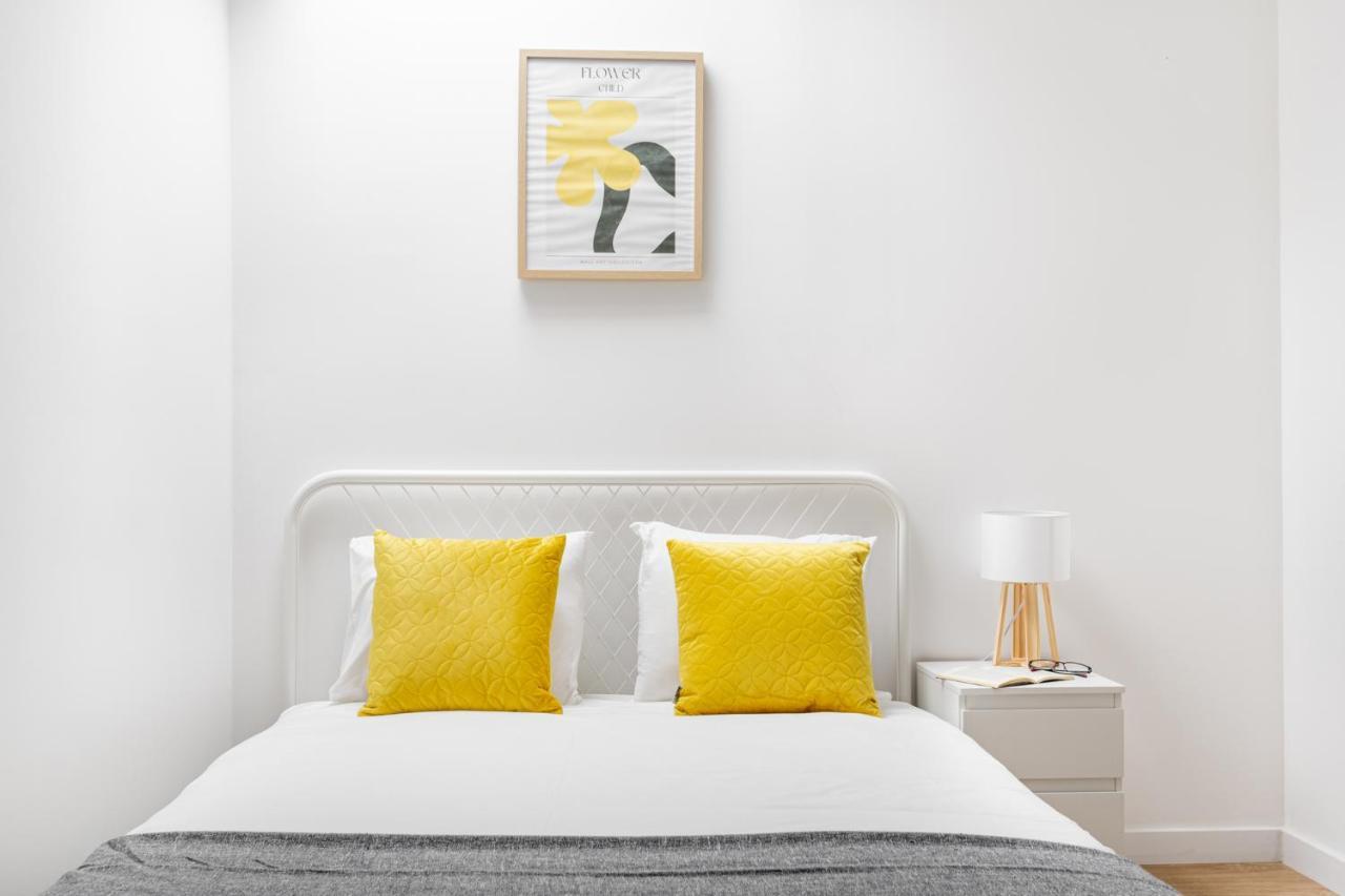 Altido Charming Near Necessidades Palace Apartment *