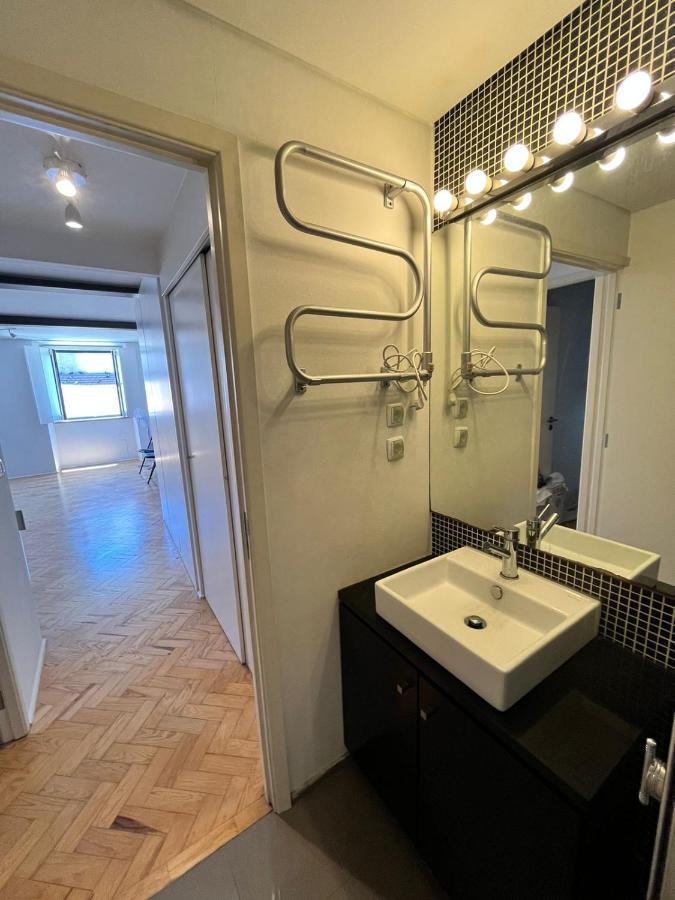 Central Apartment *