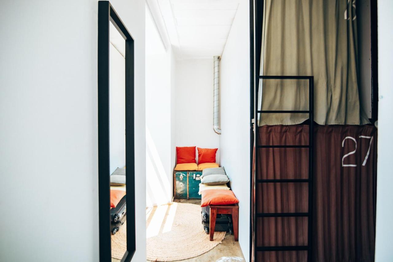 Lx Albergue *