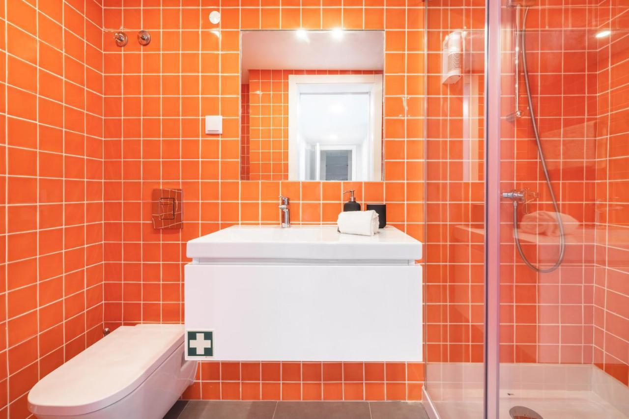 Olala Oriente Suites A Guest house
