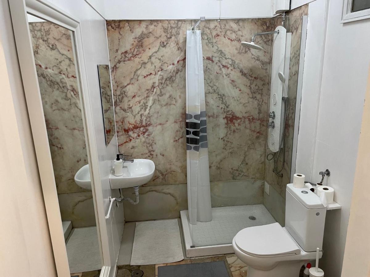 L83 - And Guest house