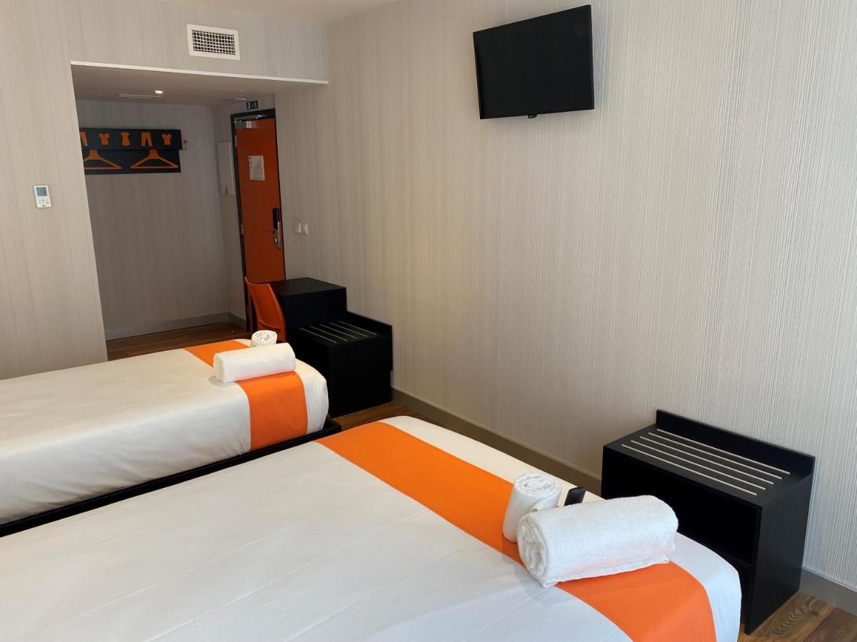 Hotel Easyhotel 2*